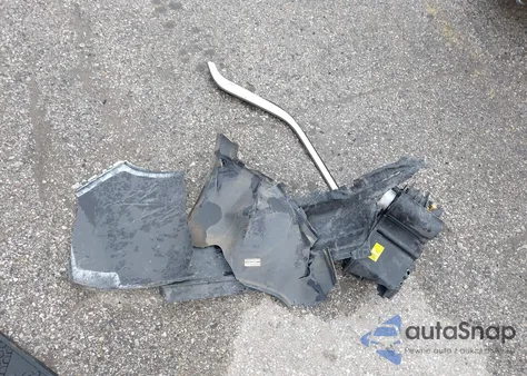 2020 Jeep Compass Latitude 4X4 z USA, uszkodzony, nr VIN 3C4NJDBB1LT145449